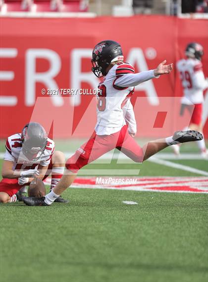 Thumbnail 1 in Weber vs. Corner Canyon (UHSAA 6A Semifinal) photogallery.
