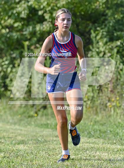 Thumbnail 3 in Blue River Valley Invitational photogallery.