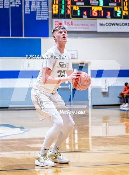 Thumbnail 2 in Fort Osage vs. Aquinas (Grain Valley Invitational) photogallery.