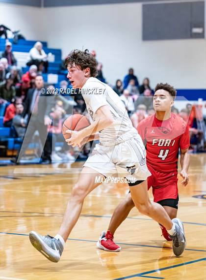 Thumbnail 1 in Fort Osage vs. Aquinas (Grain Valley Invitational) photogallery.