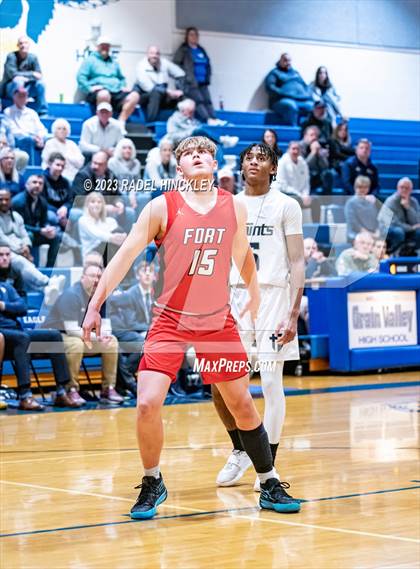Thumbnail 3 in Fort Osage vs. Aquinas (Grain Valley Invitational) photogallery.