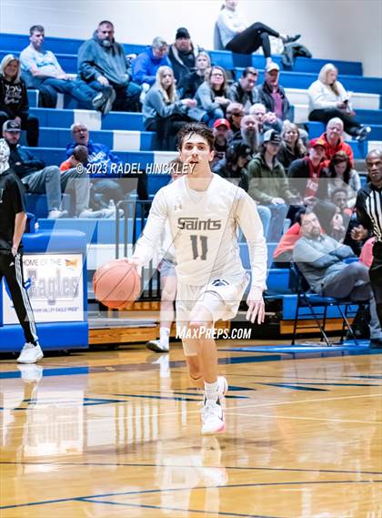 Thumbnail 2 in Fort Osage vs. Aquinas (Grain Valley Invitational) photogallery.
