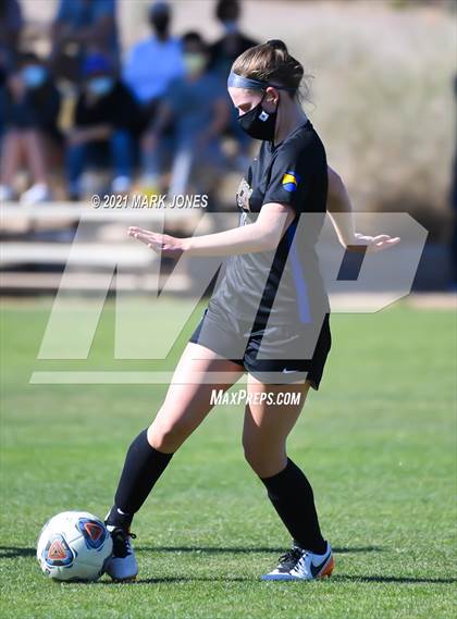 Thumbnail 1 in Phoenix Country Day vs. Page (AIA 3A Play-In) photogallery.