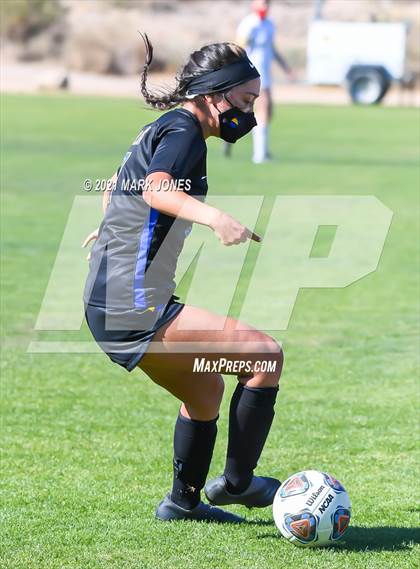 Thumbnail 2 in Phoenix Country Day vs. Page (AIA 3A Play-In) photogallery.