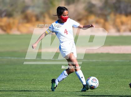 Thumbnail 1 in Phoenix Country Day vs. Page (AIA 3A Play-In) photogallery.