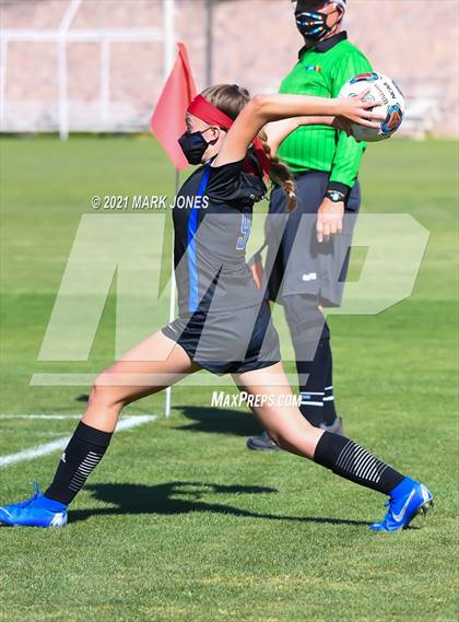 Thumbnail 3 in Phoenix Country Day vs. Page (AIA 3A Play-In) photogallery.