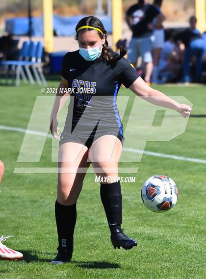 Thumbnail 1 in Phoenix Country Day vs. Page (AIA 3A Play-In) photogallery.