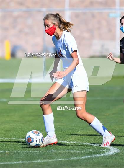 Thumbnail 3 in Phoenix Country Day vs. Page (AIA 3A Play-In) photogallery.
