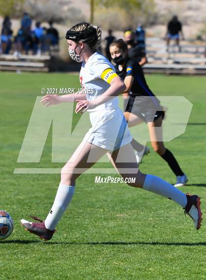 Thumbnail 3 in Phoenix Country Day vs. Page (AIA 3A Play-In) photogallery.