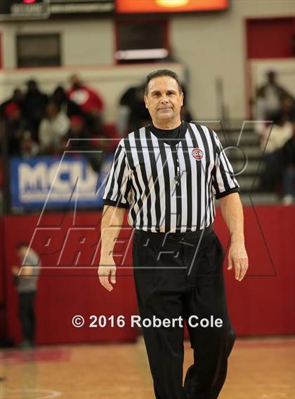 Thumbnail 3 in Westinghouse vs. Lincoln (PSAL Class AA Semifinal) photogallery.