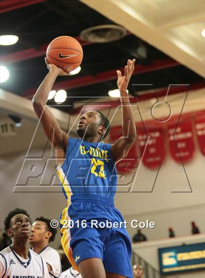 Thumbnail 2 in Westinghouse vs. Lincoln (PSAL Class AA Semifinal) photogallery.