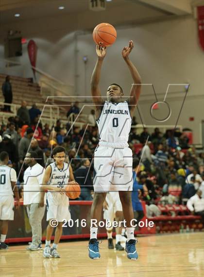 Thumbnail 1 in Westinghouse vs. Lincoln (PSAL Class AA Semifinal) photogallery.