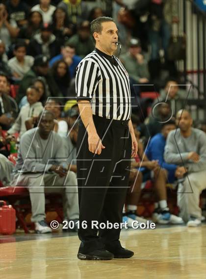 Thumbnail 2 in Westinghouse vs. Lincoln (PSAL Class AA Semifinal) photogallery.