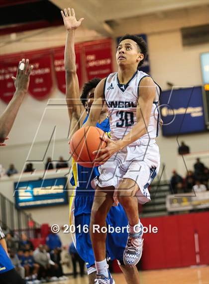 Thumbnail 1 in Westinghouse vs. Lincoln (PSAL Class AA Semifinal) photogallery.