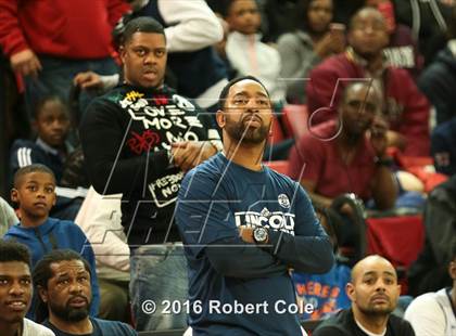 Thumbnail 1 in Westinghouse vs. Lincoln (PSAL Class AA Semifinal) photogallery.