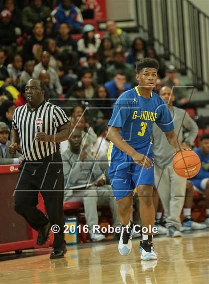 Thumbnail 3 in Westinghouse vs. Lincoln (PSAL Class AA Semifinal) photogallery.