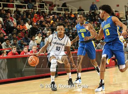 Thumbnail 2 in Westinghouse vs. Lincoln (PSAL Class AA Semifinal) photogallery.
