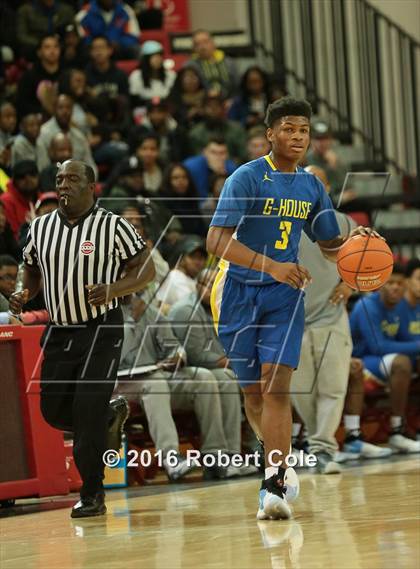 Thumbnail 2 in Westinghouse vs. Lincoln (PSAL Class AA Semifinal) photogallery.