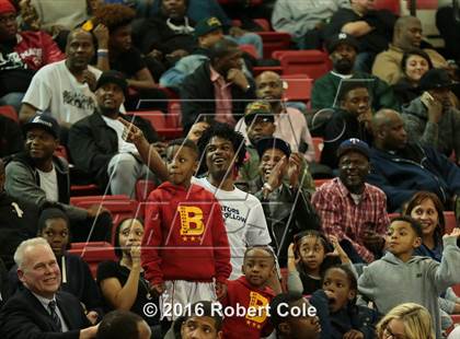 Thumbnail 3 in Westinghouse vs. Lincoln (PSAL Class AA Semifinal) photogallery.
