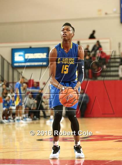 Thumbnail 3 in Westinghouse vs. Lincoln (PSAL Class AA Semifinal) photogallery.