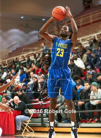 Thumbnail 1 in Westinghouse vs. Lincoln (PSAL Class AA Semifinal) photogallery.