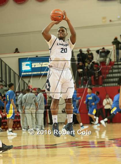 Thumbnail 2 in Westinghouse vs. Lincoln (PSAL Class AA Semifinal) photogallery.
