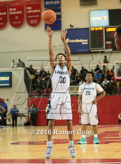 Thumbnail 3 in Westinghouse vs. Lincoln (PSAL Class AA Semifinal) photogallery.