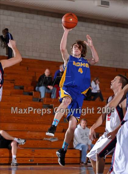 Thumbnail 2 in Bakersfield Christian vs Tesoro (MaxPreps Holiday Classic) photogallery.