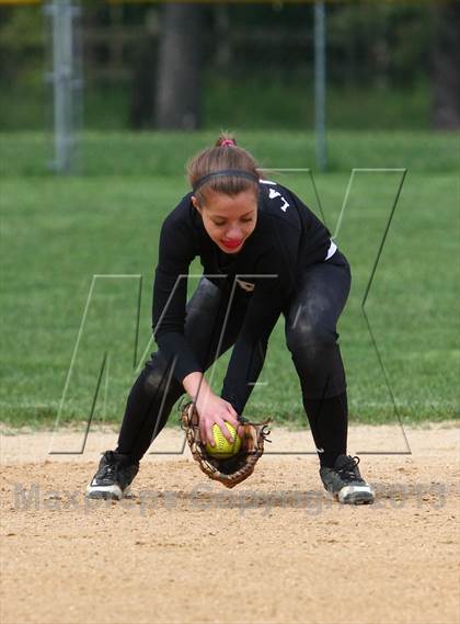 Thumbnail 3 in Shawnee vs Bishop Eustice  photogallery.
