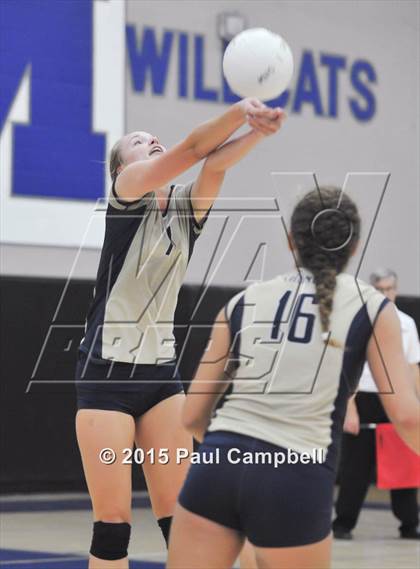 Thumbnail 3 in Desert Vista vs Sunnyslope (AIA Semifinal)  photogallery.