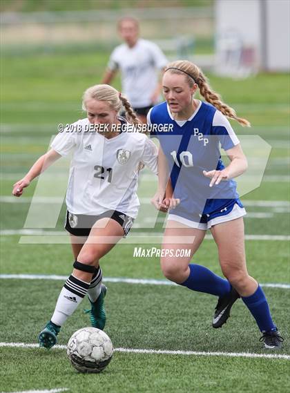 Thumbnail 3 in Jefferson Academy vs Peak to Peak (CHSAA 3A 2nd Round Playoff) photogallery.