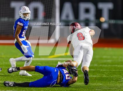 Thumbnail 2 in Kennedy Catholic @ Graham-Kapowsin (WIAA State 4A Playoffs) photogallery.