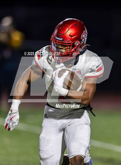 Thumbnail 3 in Kennedy Catholic @ Graham-Kapowsin (WIAA State 4A Playoffs) photogallery.