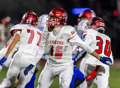 Thumbnail 3 in Kennedy Catholic @ Graham-Kapowsin (WIAA 4A Round 1) photogallery.