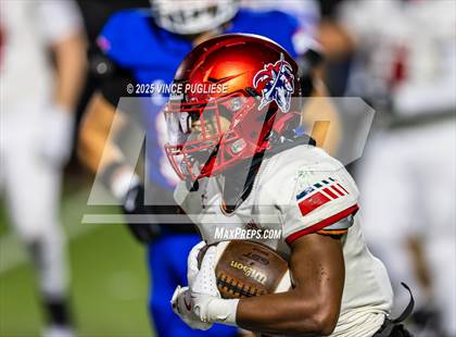 Thumbnail 2 in Kennedy Catholic @ Graham-Kapowsin (WIAA State 4A Playoffs) photogallery.