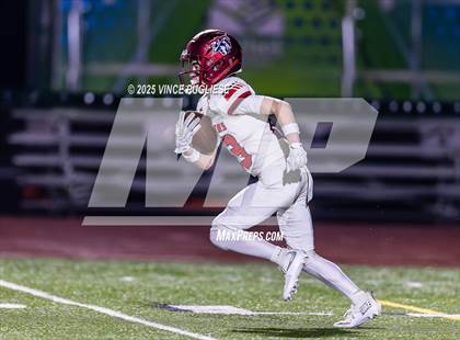 Thumbnail 2 in Kennedy Catholic @ Graham-Kapowsin (WIAA State 4A Playoffs) photogallery.