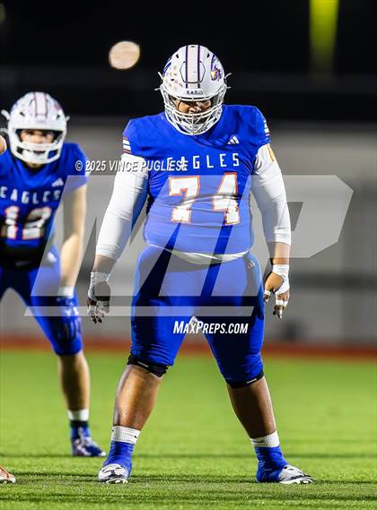 Thumbnail 3 in Kennedy Catholic @ Graham-Kapowsin (WIAA 4A Round 1) photogallery.