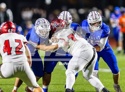 Thumbnail 2 in Kennedy Catholic @ Graham-Kapowsin (WIAA 4A Round 1) photogallery.