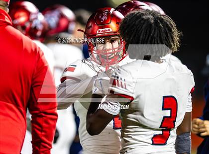 Thumbnail 2 in Kennedy Catholic @ Graham-Kapowsin (WIAA State 4A Playoffs) photogallery.