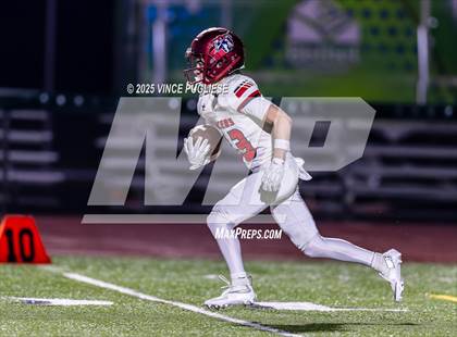 Thumbnail 3 in Kennedy Catholic @ Graham-Kapowsin (WIAA 4A Round 1) photogallery.