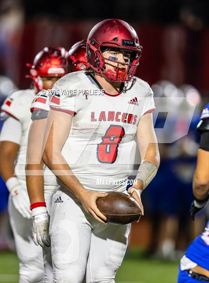 Thumbnail 3 in Kennedy Catholic @ Graham-Kapowsin (WIAA 4A Round 1) photogallery.