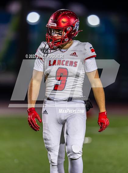 Thumbnail 1 in Kennedy Catholic @ Graham-Kapowsin (WIAA State 4A Playoffs) photogallery.