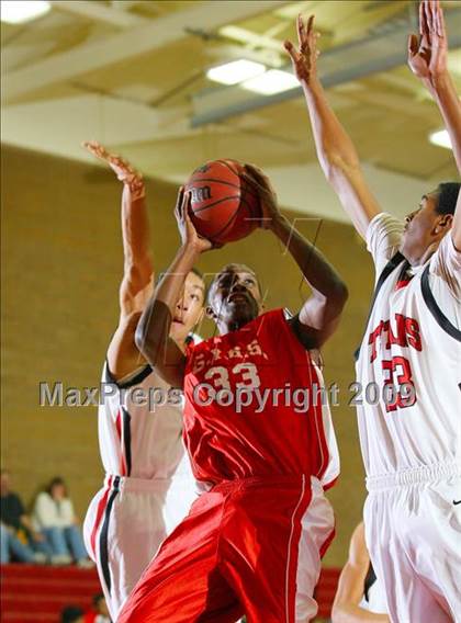 Thumbnail 1 in Global Youth Charter vs. Antelope (Titan Holiday Classic) photogallery.