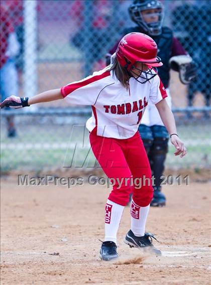 Thumbnail 2 in Tomball vs Round Rock (Bryan-College Station Tournament) photogallery.