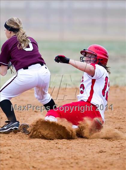 Thumbnail 2 in Tomball vs Round Rock (Bryan-College Station Tournament) photogallery.