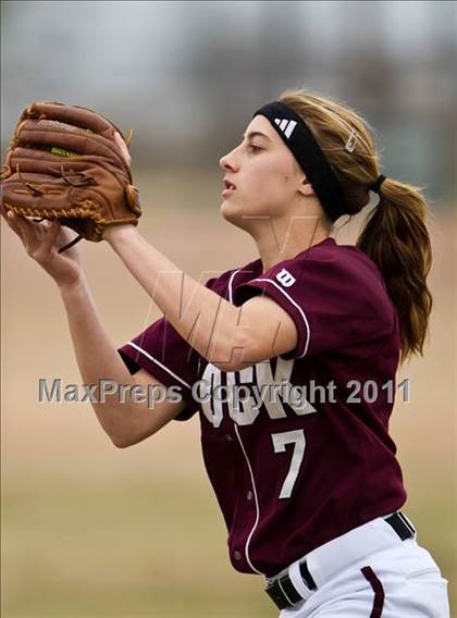 Thumbnail 3 in Tomball vs Round Rock (Bryan-College Station Tournament) photogallery.