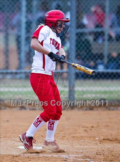 Thumbnail 1 in Tomball vs Round Rock (Bryan-College Station Tournament) photogallery.