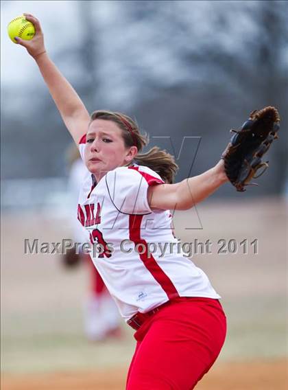 Thumbnail 2 in Tomball vs Round Rock (Bryan-College Station Tournament) photogallery.