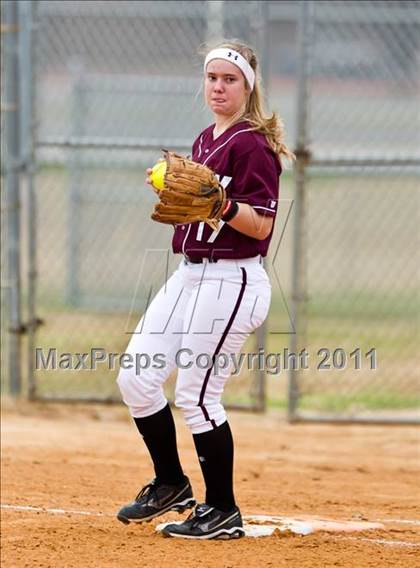 Thumbnail 3 in Tomball vs Round Rock (Bryan-College Station Tournament) photogallery.