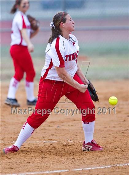 Thumbnail 3 in Tomball vs Round Rock (Bryan-College Station Tournament) photogallery.